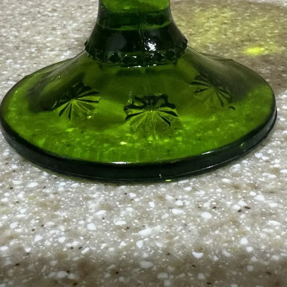 Vintage LE Smith Green Moon & Stars‎ Ruffled Footed Open Vase Compote 5 3/4